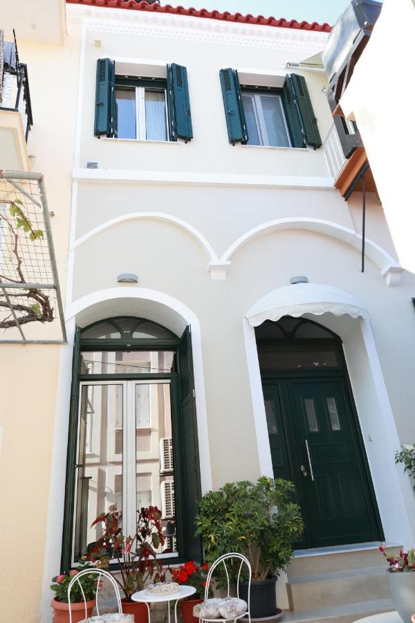 Cane'S Family Guest House Plomari エクステリア 写真