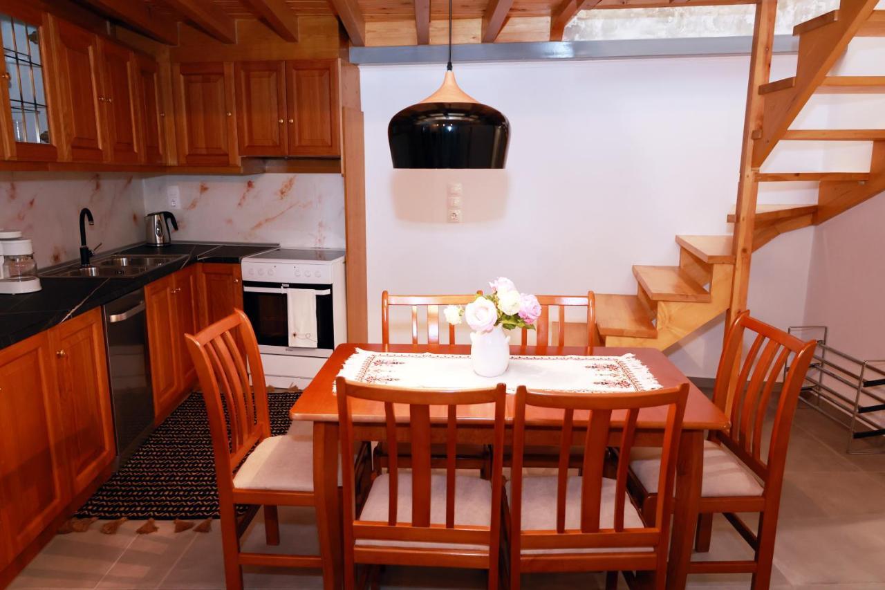 Cane'S Family Guest House Plomari エクステリア 写真